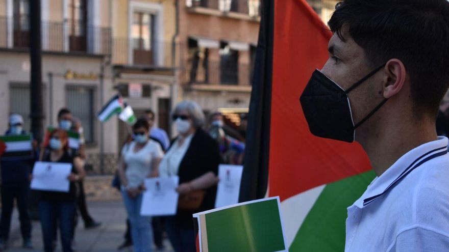 Muath Abu Muaileq, palestino y residente en Toledo: "Nadie puede querer vivir en Gaza porque estás en guerra, solo puedes esperar morir un día u otro”