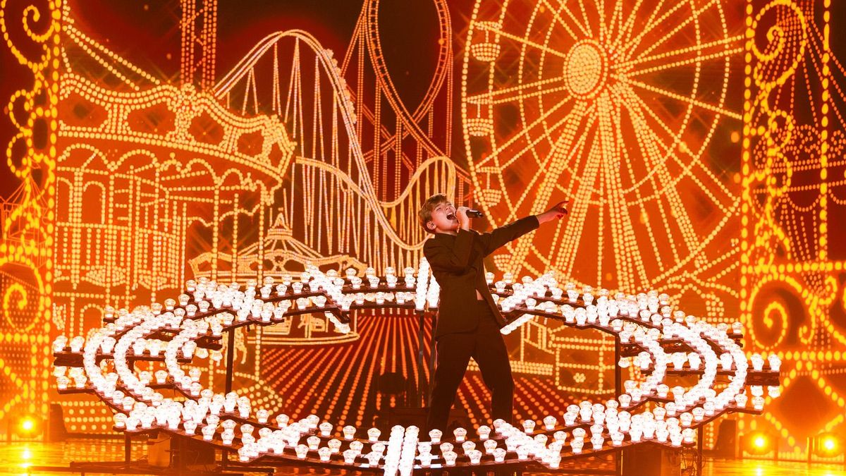 Lucas Paulano en el escenario de Eurovisión Junior 2026