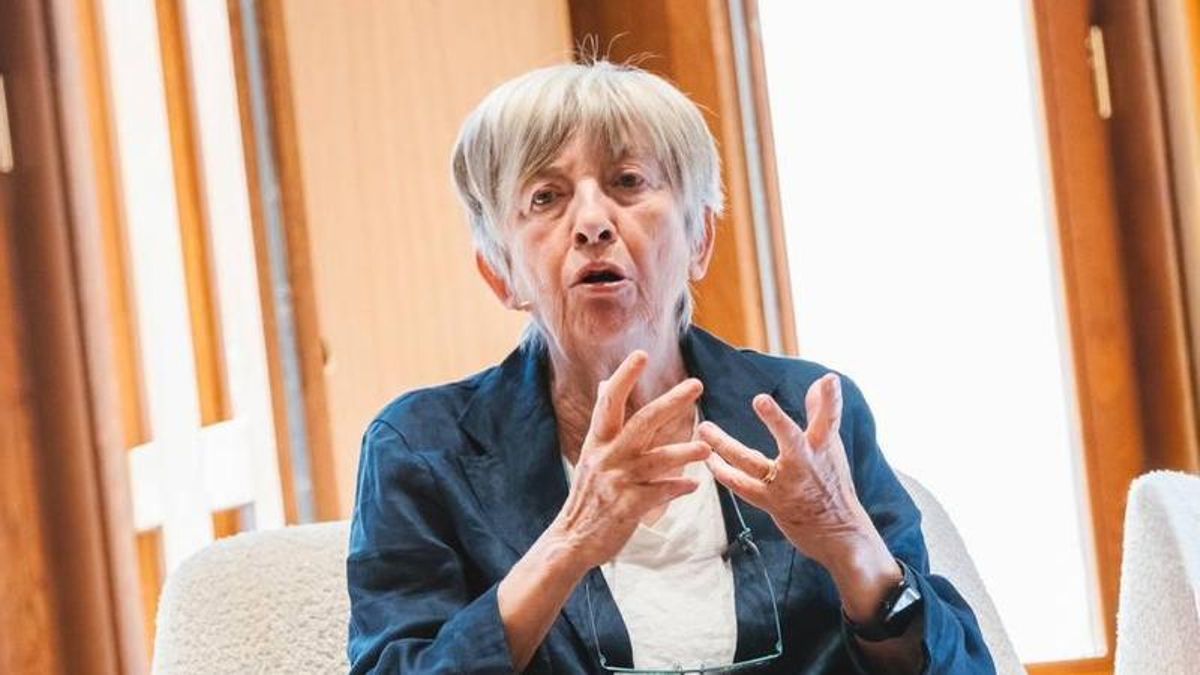 Adriana Cavarero, filósofa: “El mercado trata los cuerpos de las mujeres como algo a su disposición, en lo que puedes trabajar”