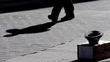 Uno de cada cinco españoles vive en riesgo de pobreza con 8.500 euros al año
