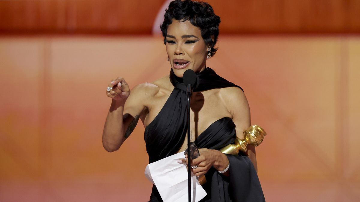Teyana Taylor recoge el premio a Mejor actriz de reparto por 'Una batalla tras otra'