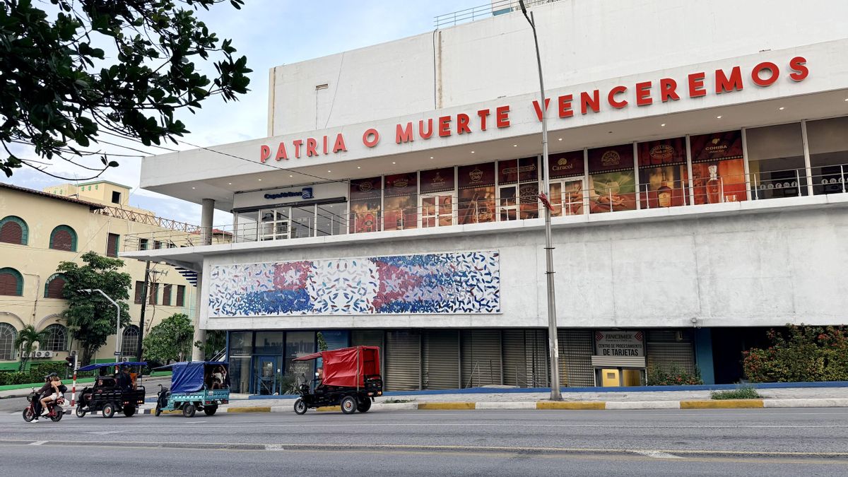 "Oí unos fuegos artificiales y temí que fuera un ataque de EEUU": la tensión en la Cuba asfixiada por Trump
