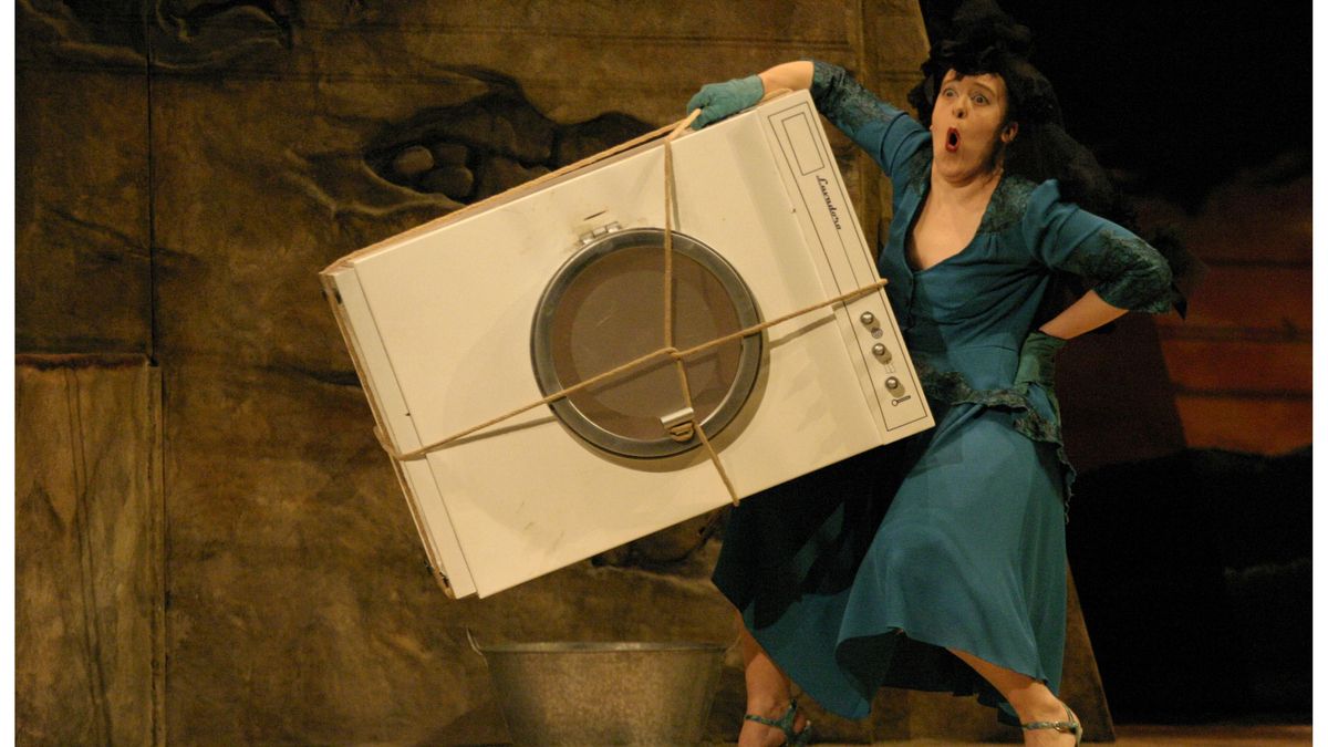 La premiada función ‘Dios menguante’ llega este sábado al Teatro El Albéitar de León