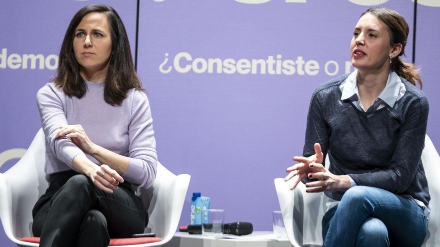 Politólogos, médicos, artistas y científicos reclaman la retirada en Asturias del monumento a los 'Héroes del Simancas'