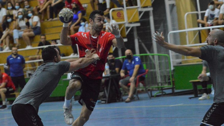 Lance del amistoso entre el Cajasur CBM y el Antequera