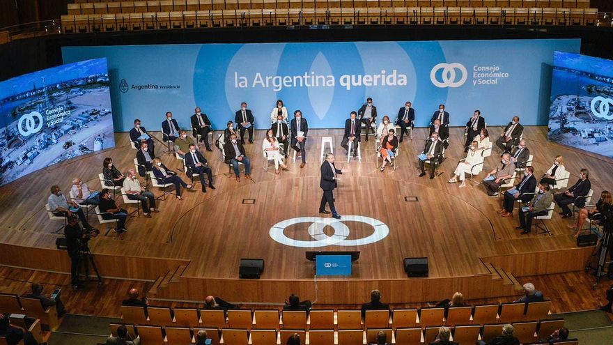 Se necesitan dos para bailar la milonga de la deuda