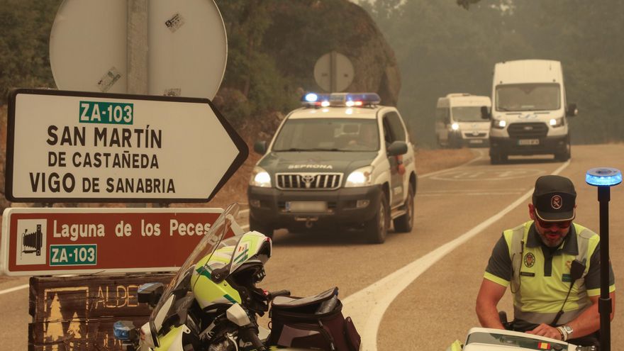 Evolución favorable de los incendios en Castilla y León, pero el viento avisa en Sanabria