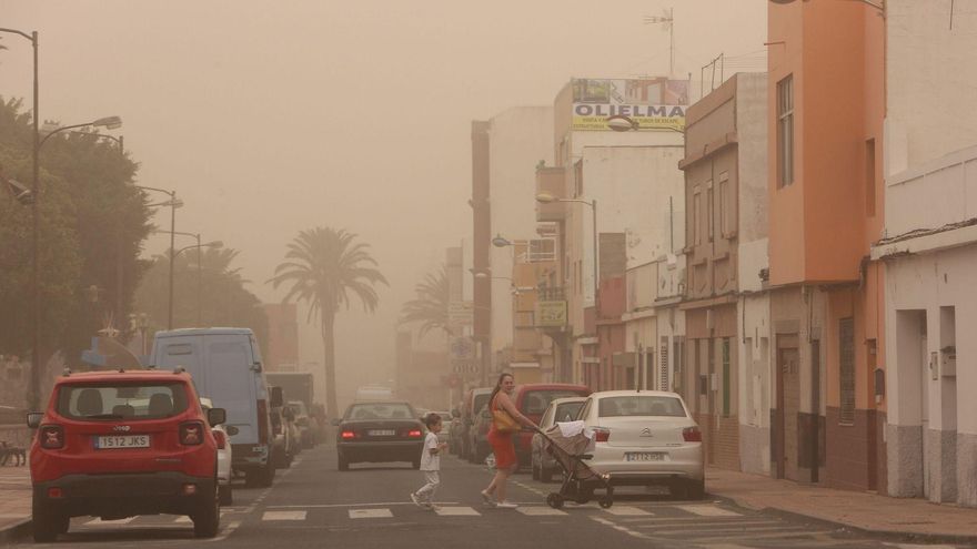 La calidad del aire en Canarias, ''extremadamente desfavorable'' por la calima