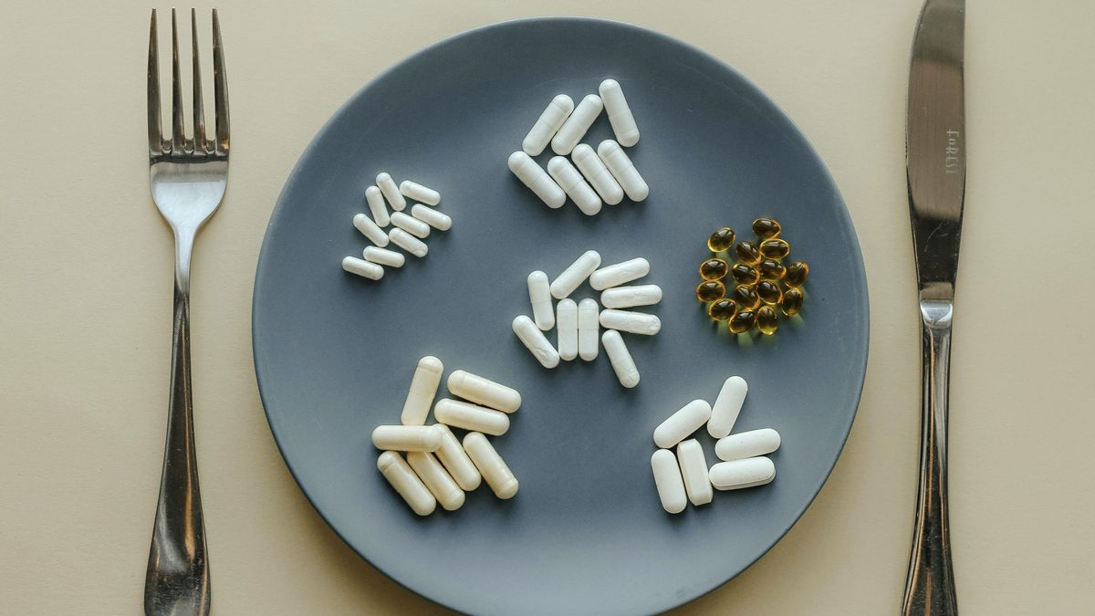 "Hoy se ven góndolas enteras de suplementos sin utilidad para un organismo sano", advierten los epecialistas.