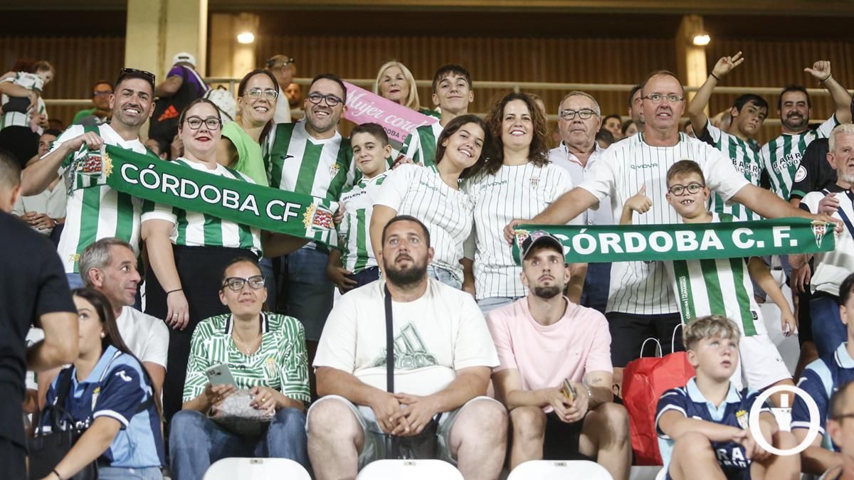 Grada Blanquiverde del Córdoba CF - CD Castellón
