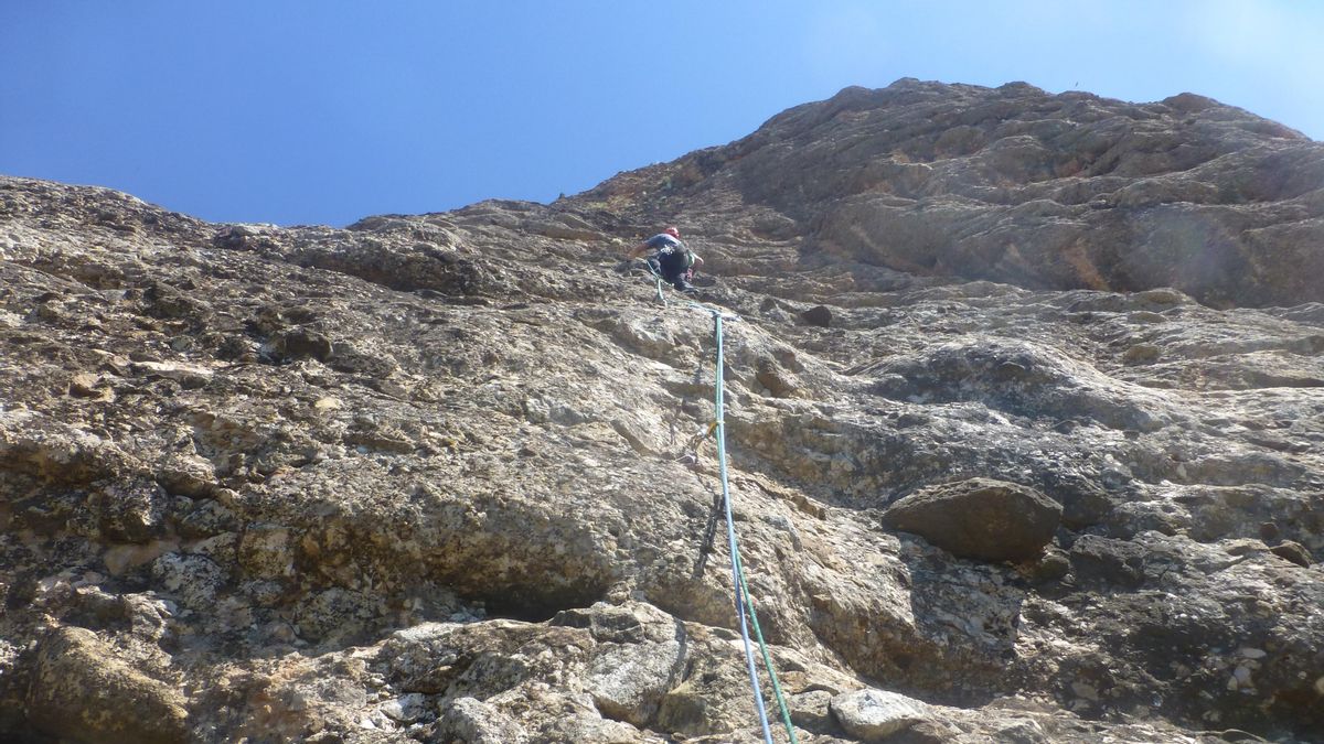 Peña Rueba. Vía ‘Sendero Límite’.