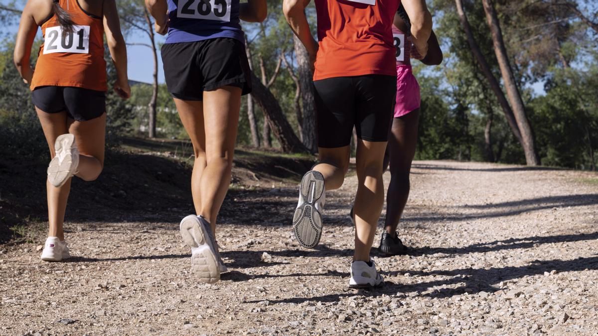 Vuelve la carrera Urban Trail Nocturna Universitaria que este año rinde homenaje a los servicios de extinción de incendios