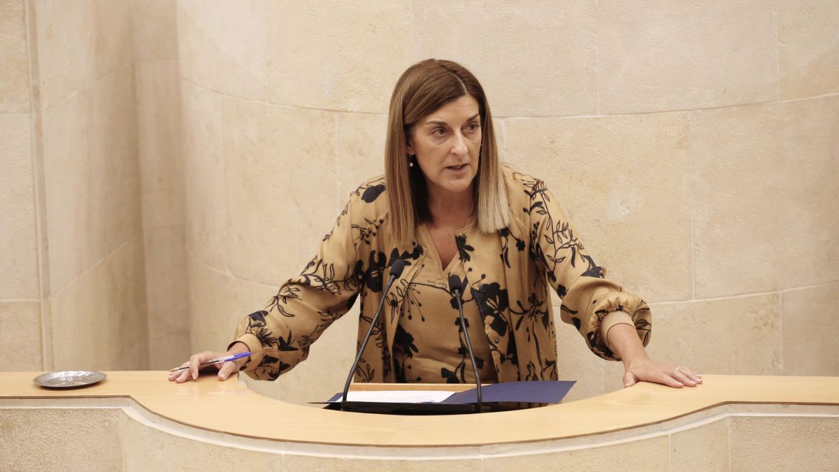 Una piscina que rebosa