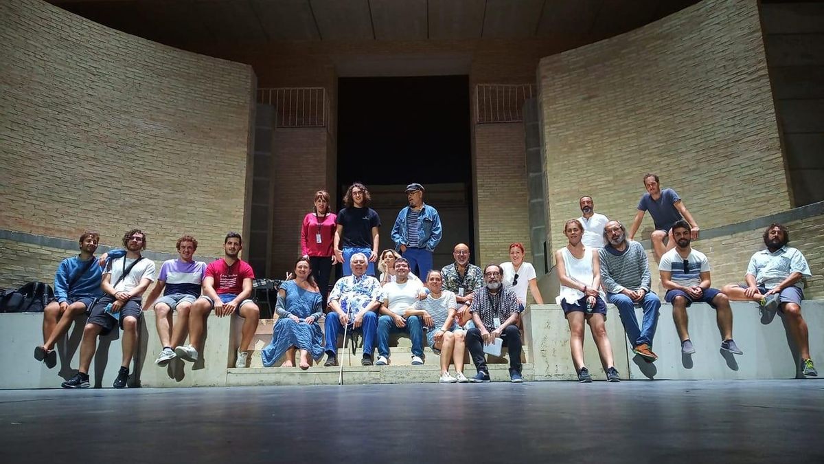 Equipo artístico al completo de Saguntilíada.