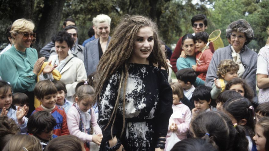 De cómo Olvido se convirtió en Alaska: entre el folclorismo y el pop, los años de la irreverencia