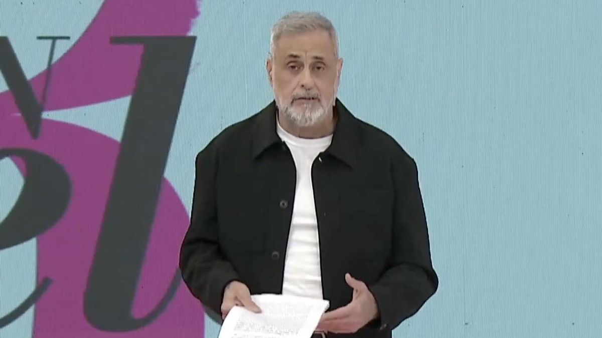 Jorge Rial en el inicio de su programa "Argenzuela" este lunes
