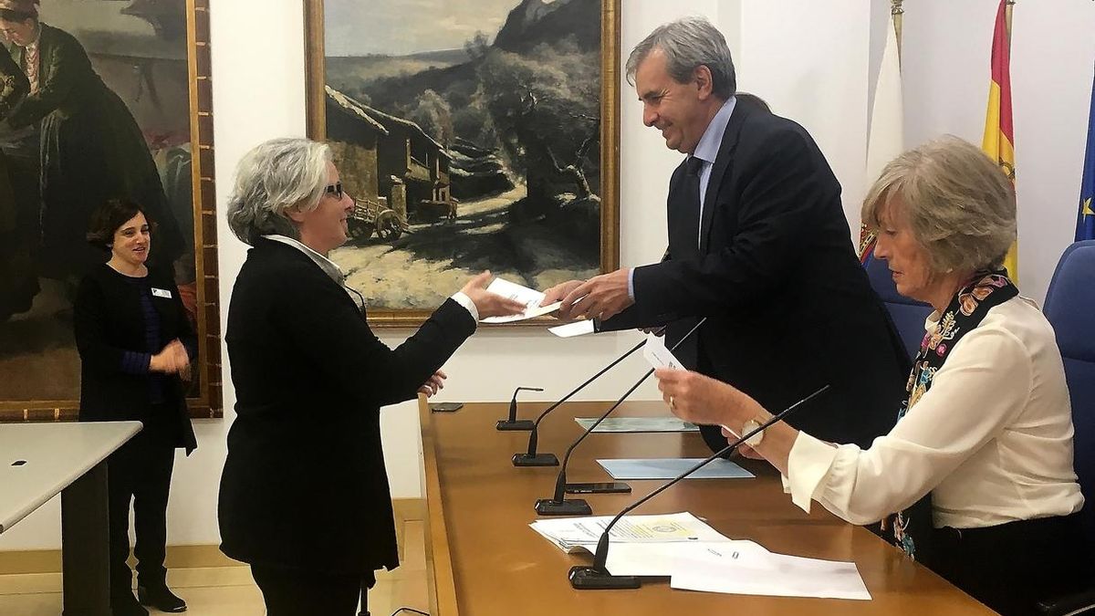 Más de 350 empleados públicos del Gobierno de Cantabria se han formado en lengua de signos