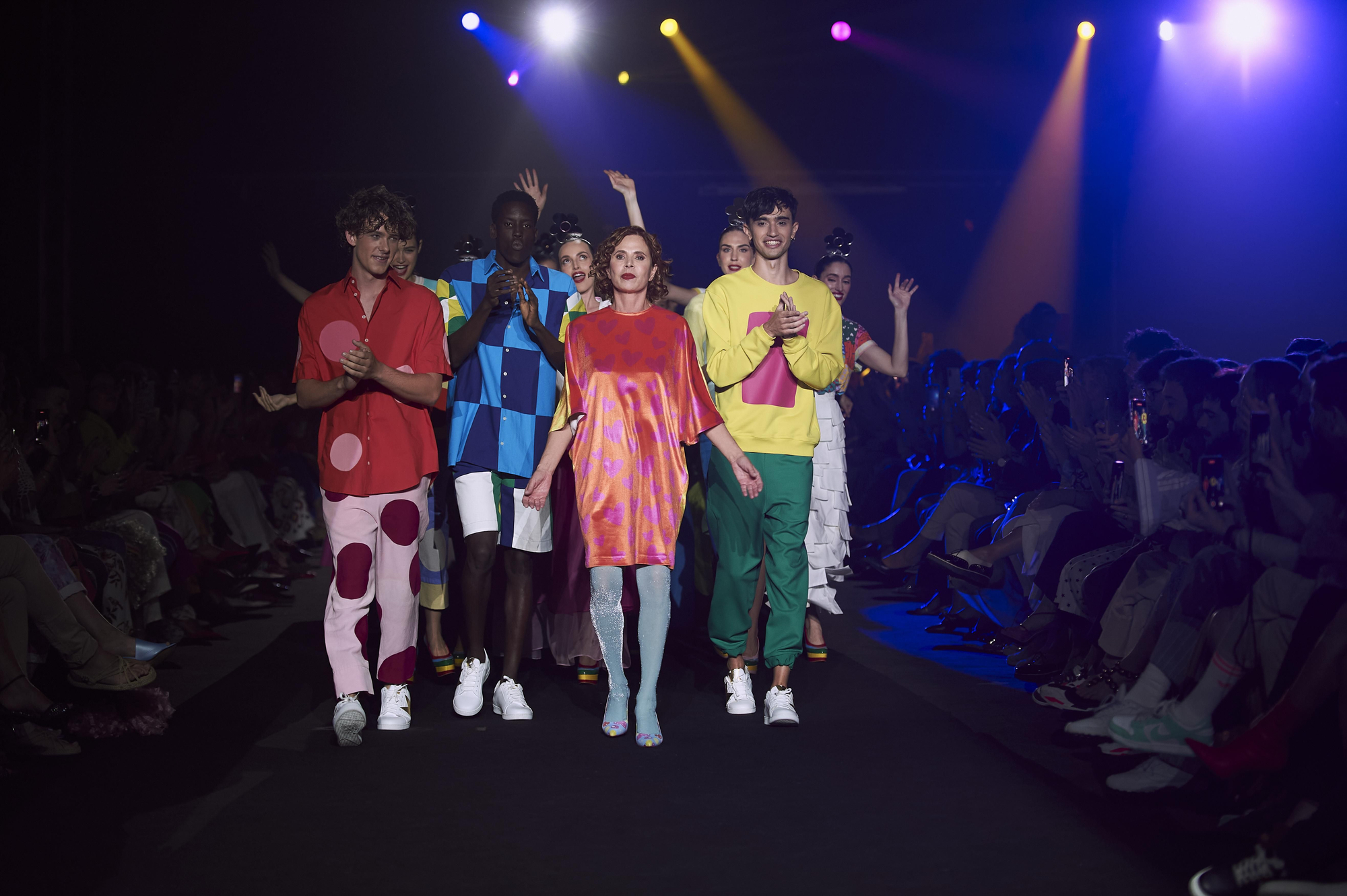 Ágatha Ruiz de la Prada participó en el desfile.