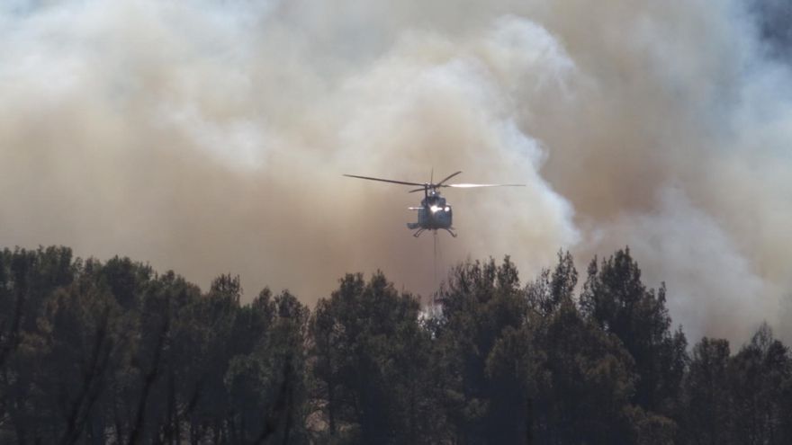 Contenido el perímetro del incendio de Castellón donde los efectivos se centran en el embalse de Arenós y el barranco de Maigmona