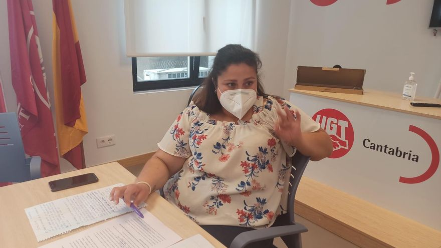 Paula Gómez durante la entrevista con elDiario.es en UGT