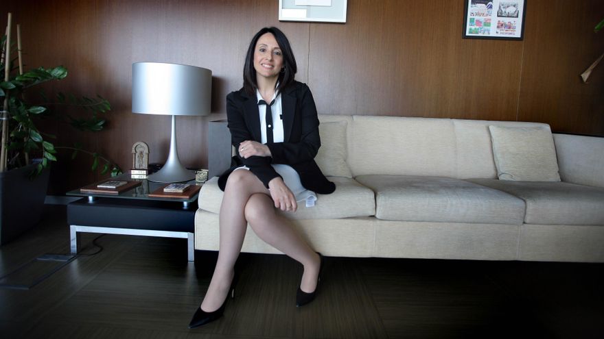 La consellera Rebeca Torró en su despacho.