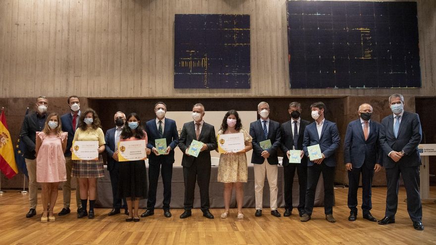Los participantes en la entrega de los premios.