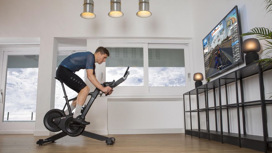 Bienvenidos al metaverso ciclista: entrenar en rodillo deja de ser ese mal menor insufrible