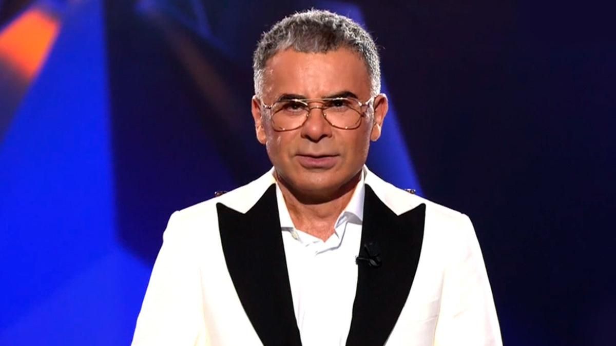 Jorge Javier se declara "más rojo todavía" y explica por qué no se moja tanto sobre política en Telecinco: "Habrá tiempo"