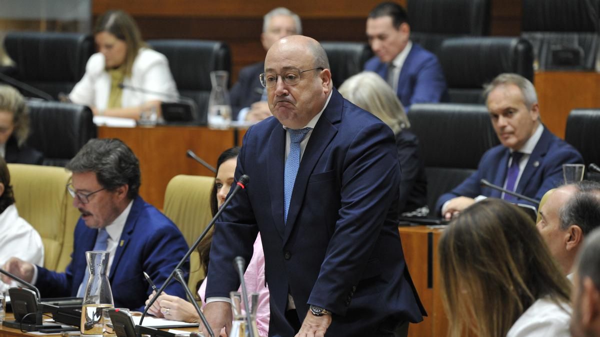 La excusa del consejero de Agricultura para plantar al Ministerio y ceder la PAC a Vox Castilla y León: “Preferí estar en Tierra de Barros”