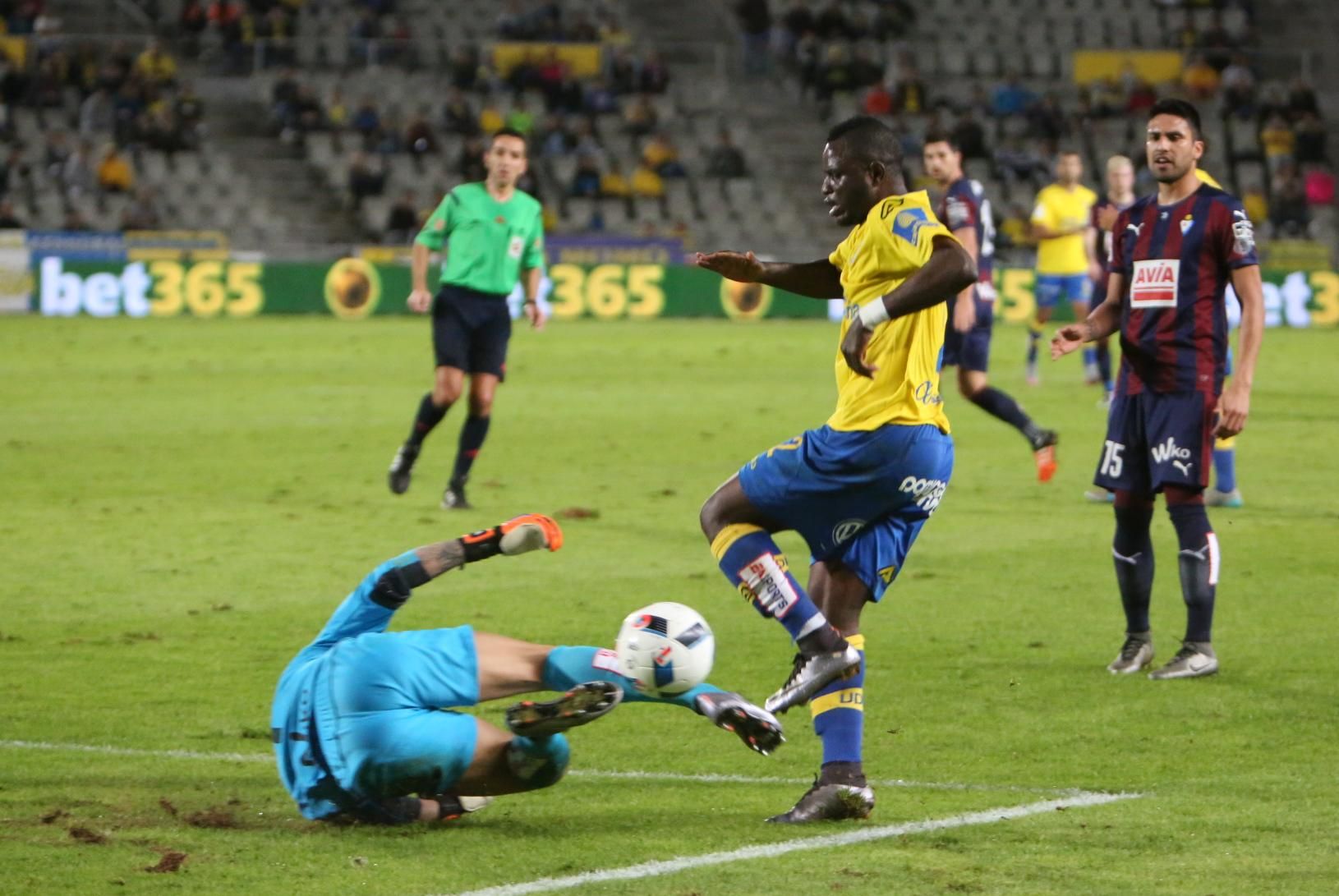Partido de vuelta de la Copa del Rey entre la UD Las Palmas y el Eibar en el Estadio de Gran Canaria.