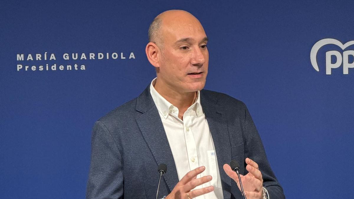 Sánchez Juliá defiende que el nuevo Gobierno de PP y Vox es "el que pidieron los extremeños en las urnas"