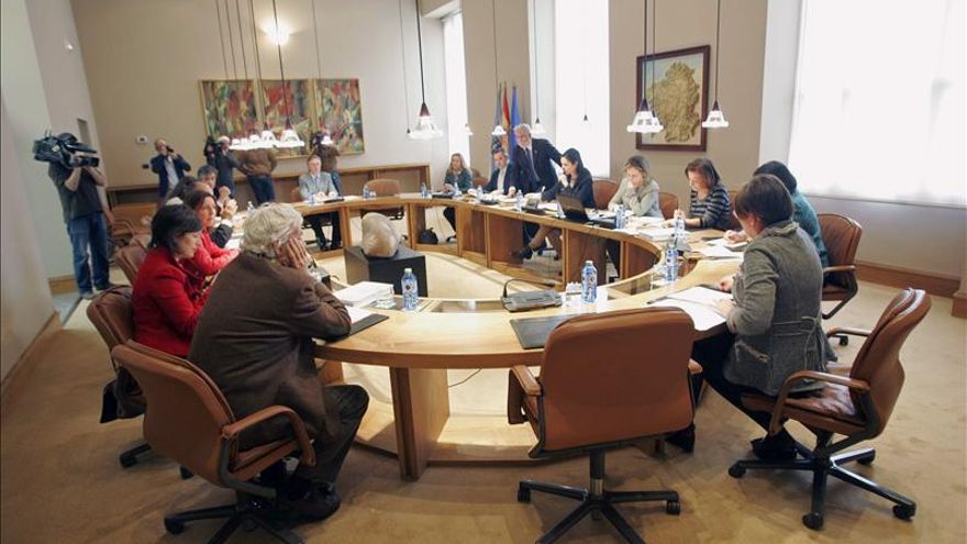 La oposición volverá a cuestionar a Feijóo por los contratos con Dorado