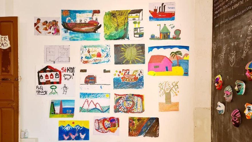 Obras realizadas durante las sesiones de arte terapia en Atlas.