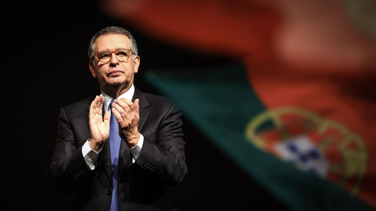 El candidato presidencial António José Seguro, después de ganar la primera vuelta de las elecciones en Portugal.