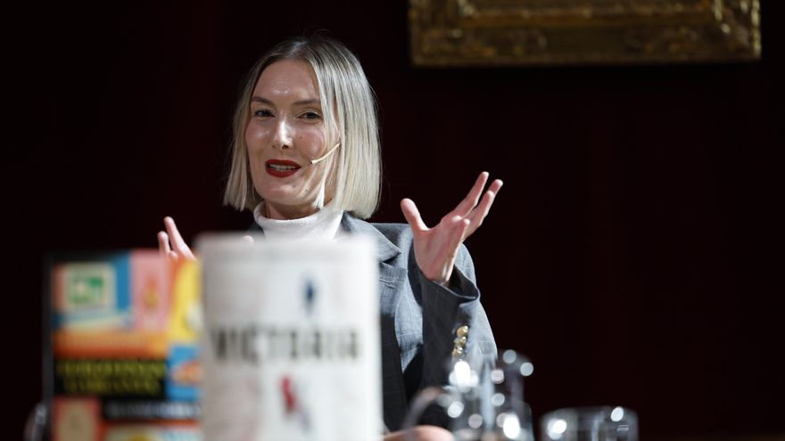 Beatriz Serrano, finalista del Premio Planeta: "No me gusta el que dice ‘soy políticamente incorrecto’ y luego es un conservador"