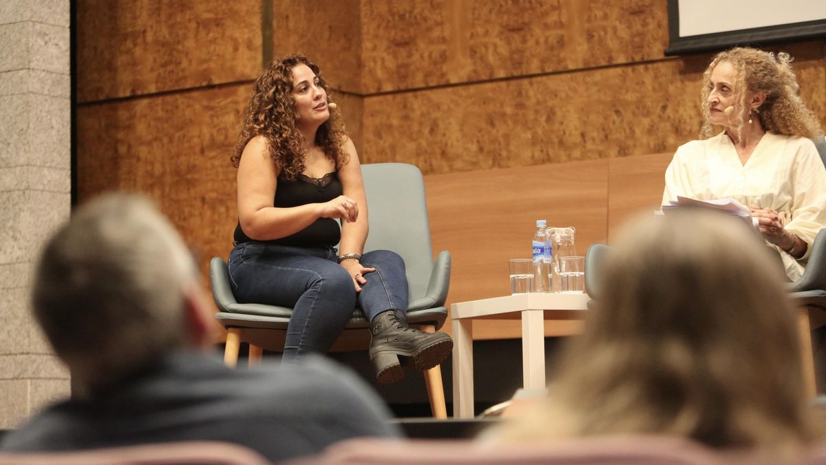 Idaira Alemán y Pino de la Nuez Ruiz en las Jornadas Mujeres Conectadas.
