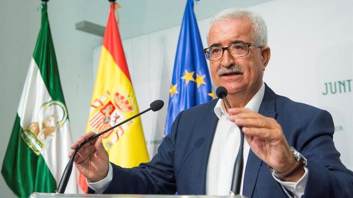 La Junta andaluza pide "firmeza" ante el "espectáculo lamentable" en Cataluña