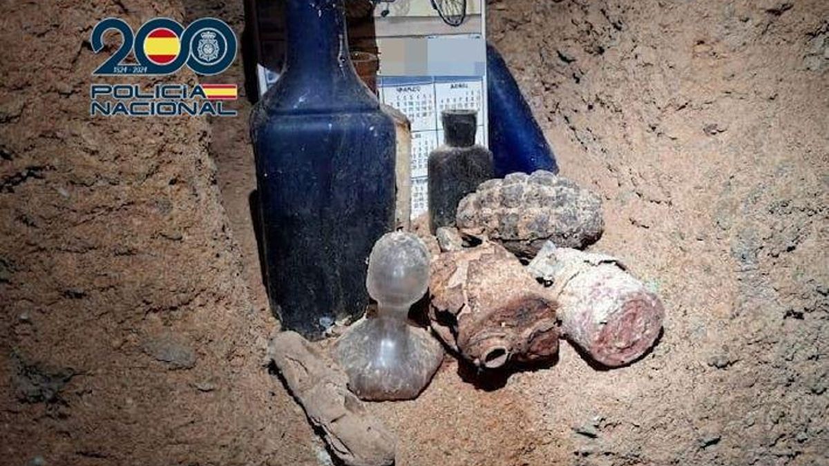 La Policía Nacional interviene tres granadas de mano y munición en una casa de Telde