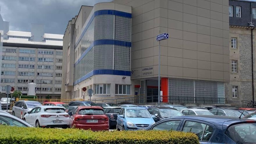 Sanitarios y oposición, contra el cierre de las Urgencias del centro de Vitoria