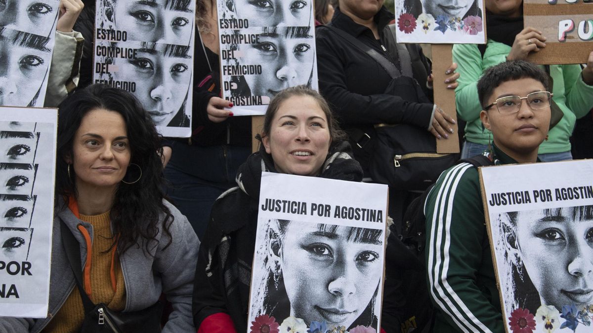 Agostina Vega, presente en numerosos carteles frente al Congreso