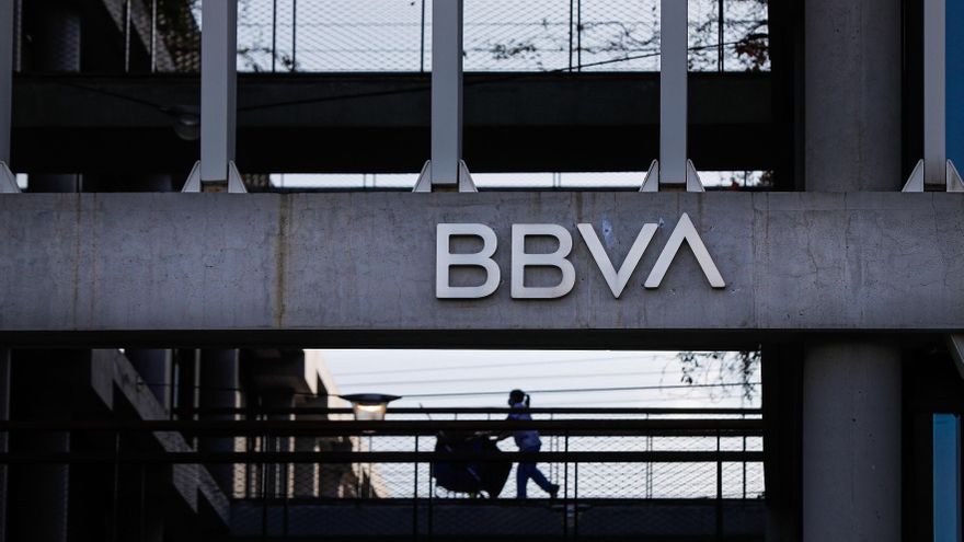 BBVA ganó 1.305 millones en 2020, un 62,9 % menos, por las provisiones frente a la covid