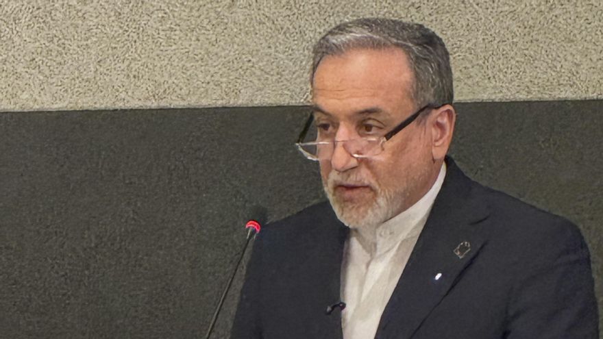 Archivo - GINEBRA (Suiza), 17/02/2026.- El ministro de Asuntos Exteriores iraní, Abás Araqchí, durante la segunda ronda de negociaciones indirectas entre Irán y Estados Unidos en Ginebra (Suiza). EFE/ Antonio Broto