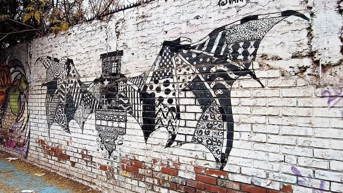 Mural de Varas Mackenzei en Lo Espejo, Chile