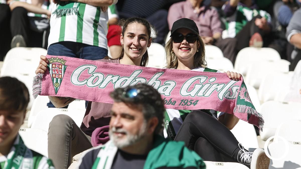 Grada Blanquiverde del Córdoba CF - SD Huesca