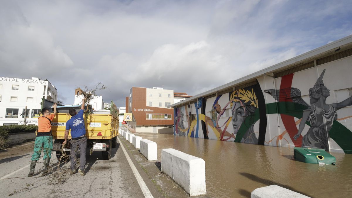 La cifra de desalojados por el temporal en Andalucía desciende a 3.330, la mayoría en Cádiz