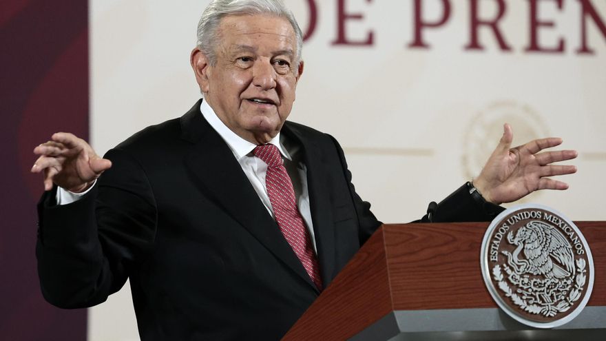 Presidente de México critica las medidas antiinmigrantes de Texas y Florida