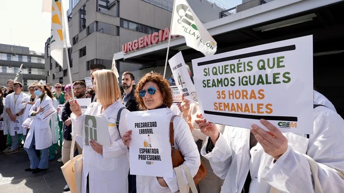 La huelga de médicos suspende en mayo en Castilla y León 44.000 consultas, 991 cirugías y 2.208 pruebas