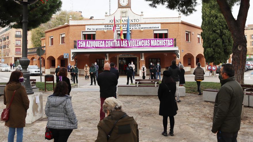 Minuto de silencio en Azuqueca de Henares