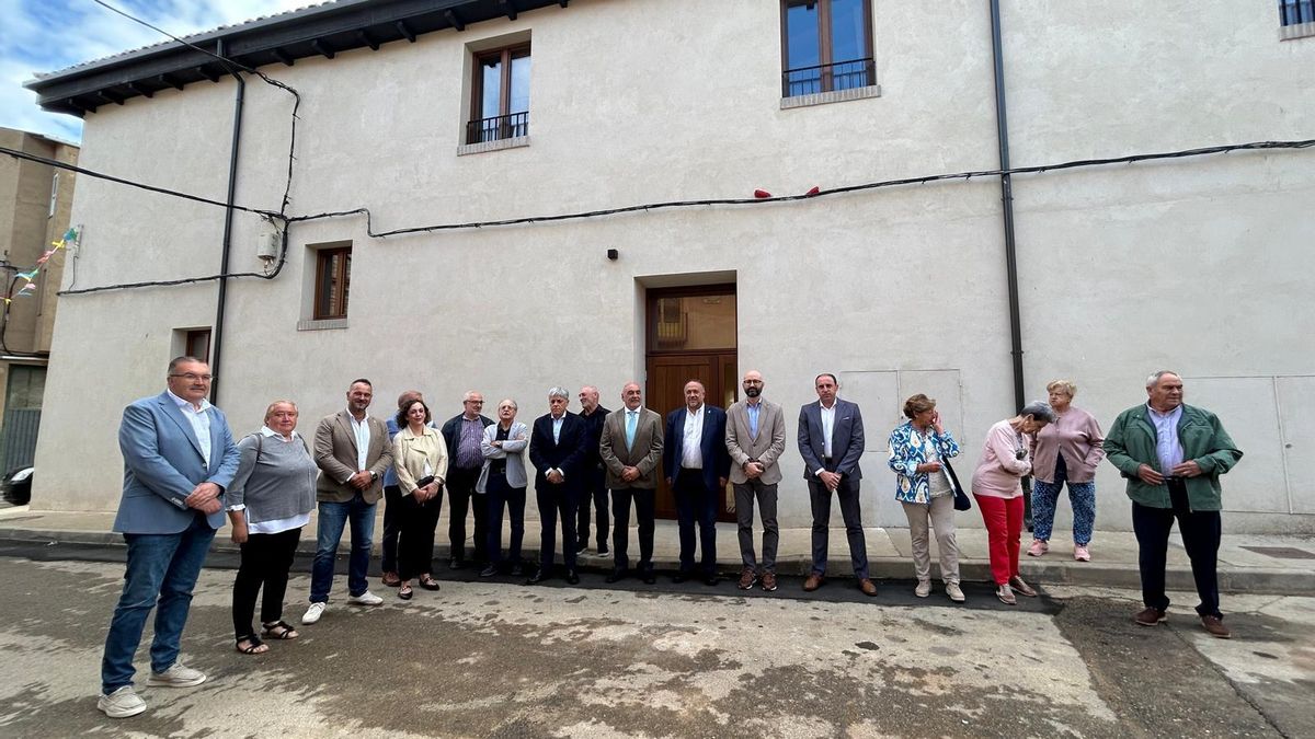 Valdevimbre recupera como edificio municipal de usos múltiples las viejas escuelas y ayuntamiento
