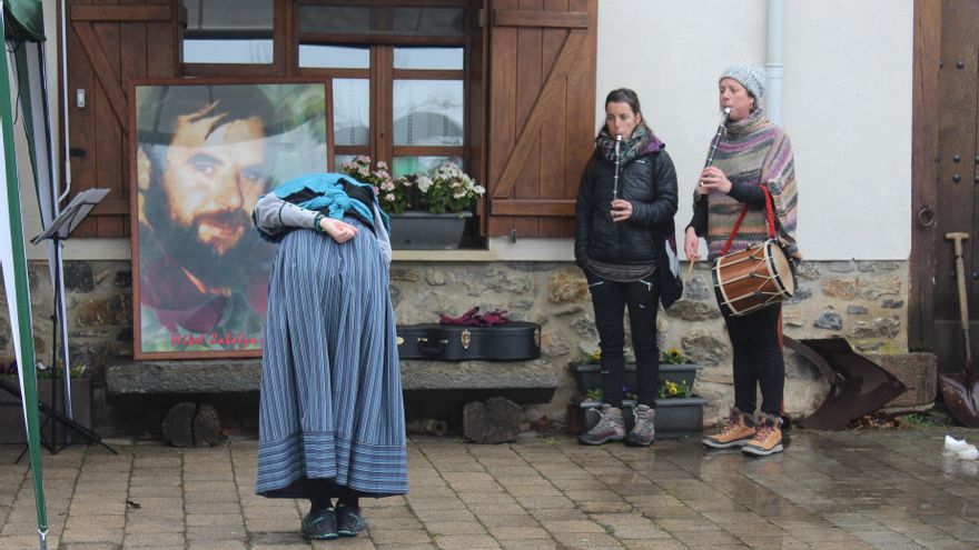 Donostia honrará la memoria de Mikel Zabalza con una placa en el cuartel de Intxaurrondo